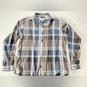 Columbia Men's Blue and Gray Plaid Soft Casual Shirt.  Sz Large